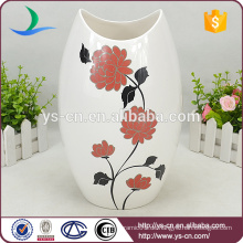 YSv0197-01 Weiße keramische Vase mit schönen Blumen-Art